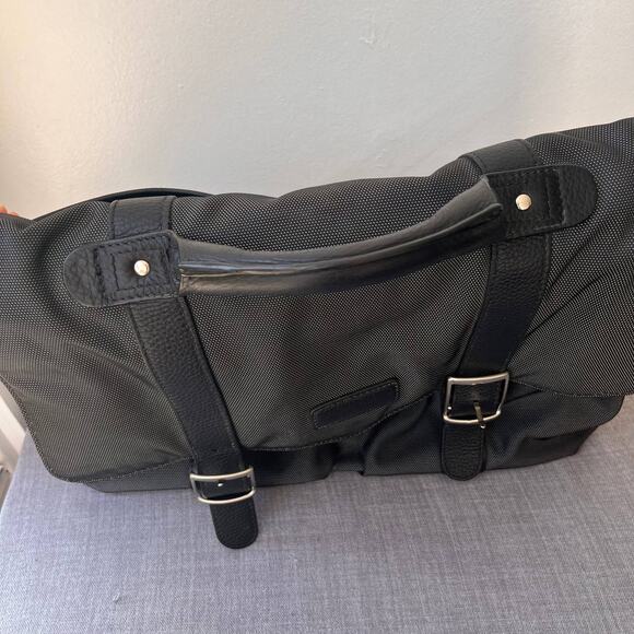 Cole Haan Canvas Leather Trim Briefcase Bag Grey Black 16" Messenger Laptop Bag - Picture 16 of 16